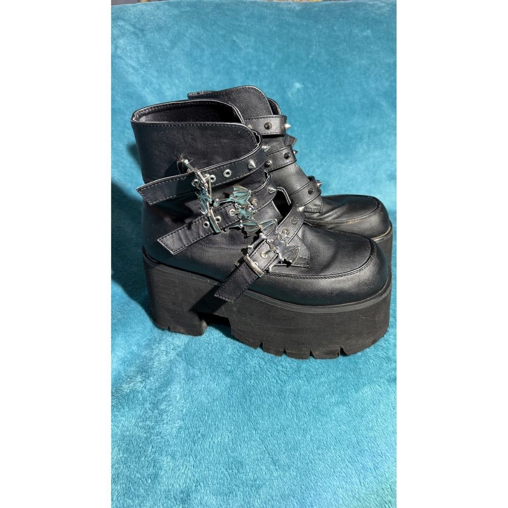 Demonia Ashes-55 Black Bat Charm Studded Platform Ankle Boots Womens 9 Goth Lug